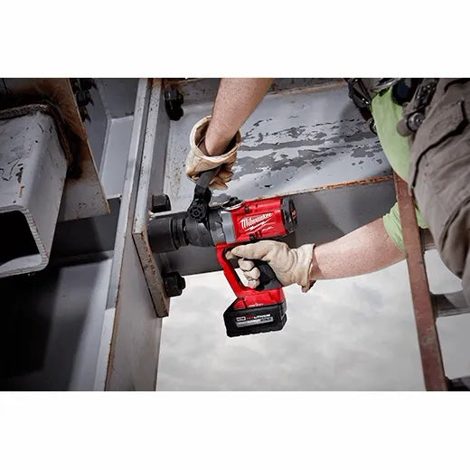 Pistola de Impacto Alto Torque 1" Milwaukee M18 FUEL (Solo Herramienta)