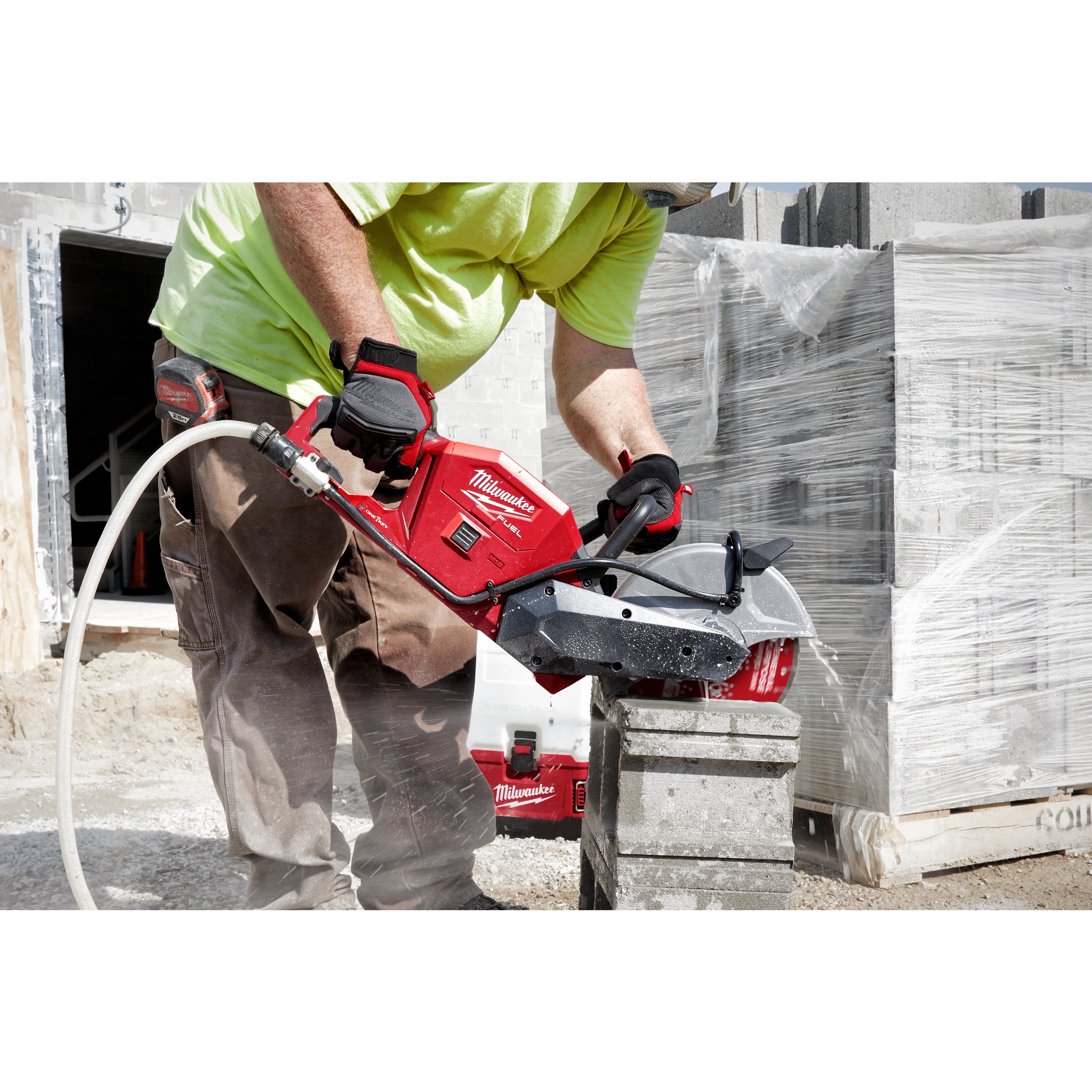 Sierra de Corte 9" Metal/Concreto ONE KEY Inalambrica Milwaukee M18 FUEL KIT